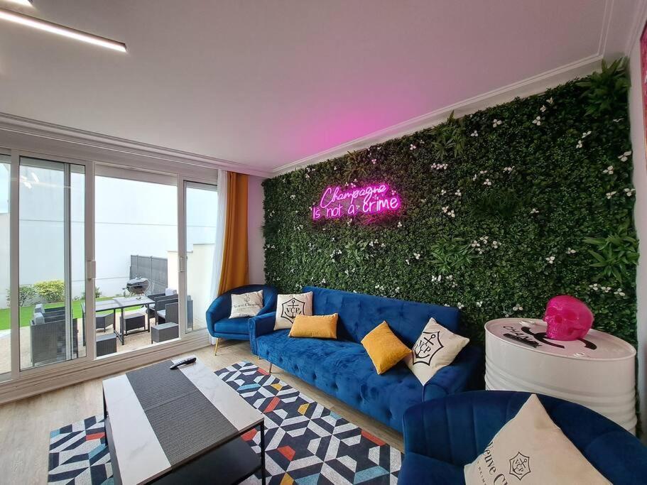 Camden - Exterieur Et Parking Apartment Reims Luaran gambar
