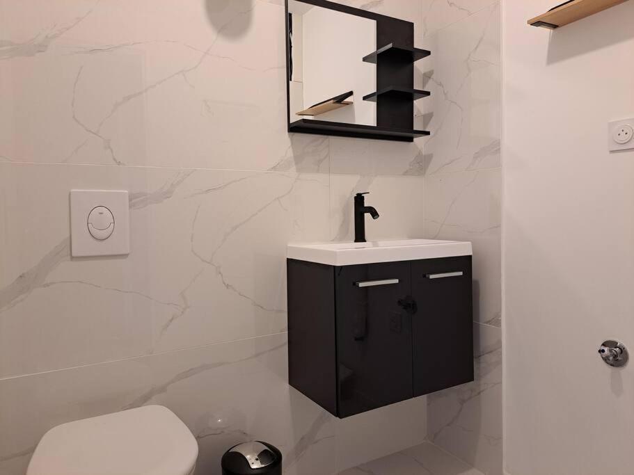Camden - Exterieur Et Parking Apartment Reims Luaran gambar